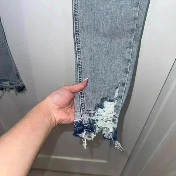 Topshop Jamie Bleach Wash  Jeans - Picture 5 of 7